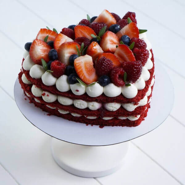 Оригинальный свадебный торт в виде сердца: варианты декора и рецепт торта «Два сердца»