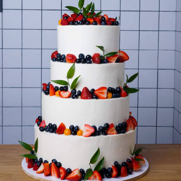 pre1 tort belyi s iagodami  2676 - Торт белый с ягодами