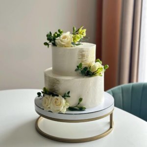 photo 2023 09 16 16.54.35 300x300 - Торт свадебный с белыми розами