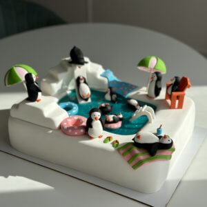 img 1512 300x300 - Торт 3D пингвины на льдине